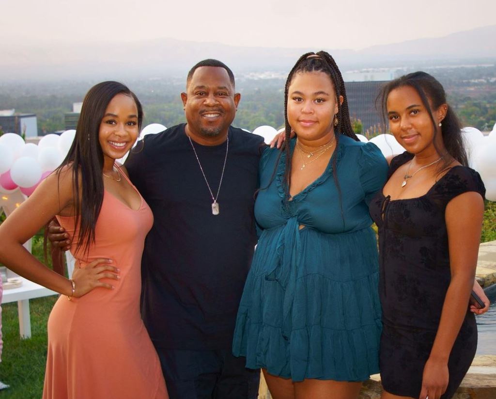 Martin Lawrence with daughters